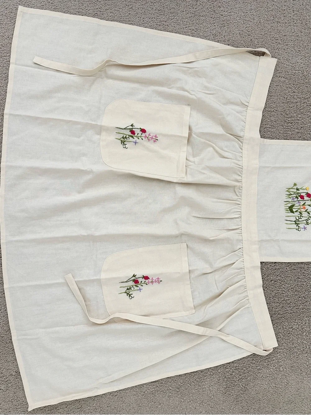Floral Hand-Embroidered Cream Apron Wildflower Garden / Bee Motif - Gifts